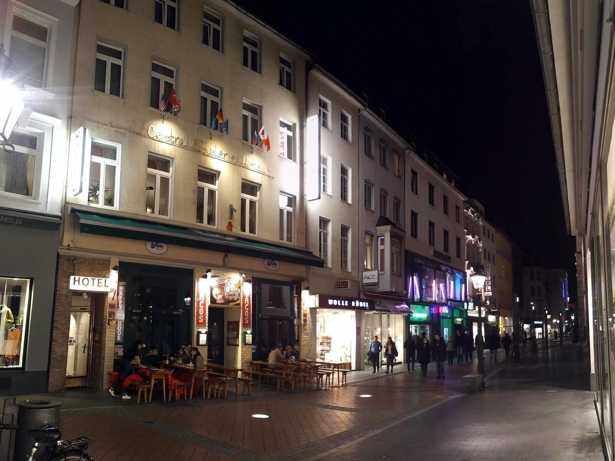 Central Budget Hotel Bonn Exteriör bild